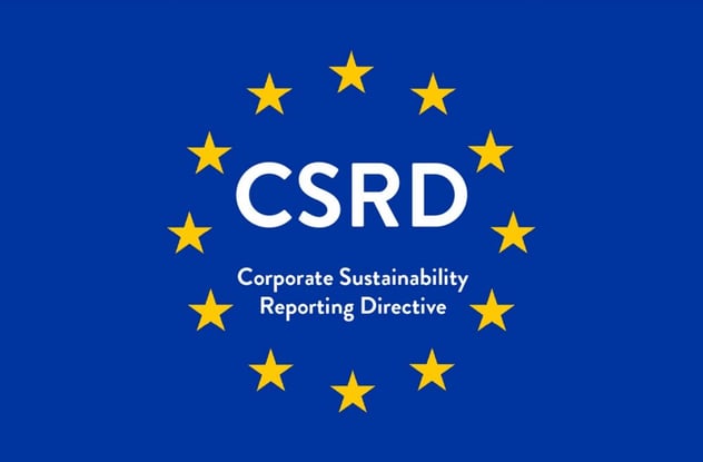 EU-Sternenkreis auf blauem Grund mit dem Schriftzug CSRD – Corporate Sustainability Reporting Directive