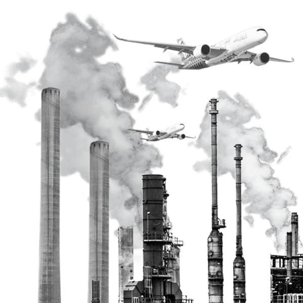 Schwarzweiß-Collage aus rauchenden Industrieschornsteinen einer Raffinerie und zwei darüber fliegenden Passagierflugzeugen