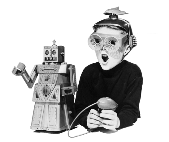 Kind mit Fluggerät-Helm und Roboter