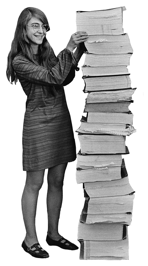 Collage: Margaret Hamilton neben einem Stapel Bücher, der so hoch ist wie sie selbst